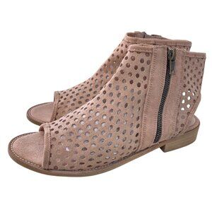Musse and Cloud Perforated Gladiator Sandals Size 40 Open Toe Suede Leather Pink